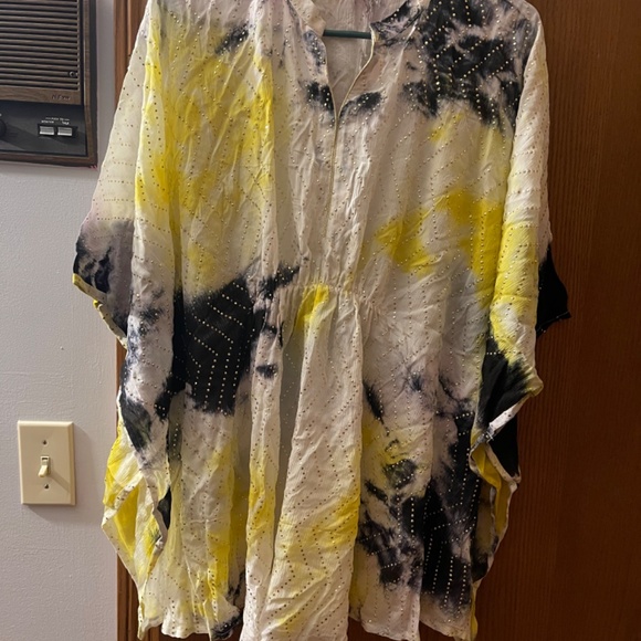 Vibrant Colors Tie and Dye short top Kaftan Blouses - Picture 3 of 6